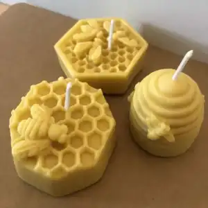 Velas con cera de abeja